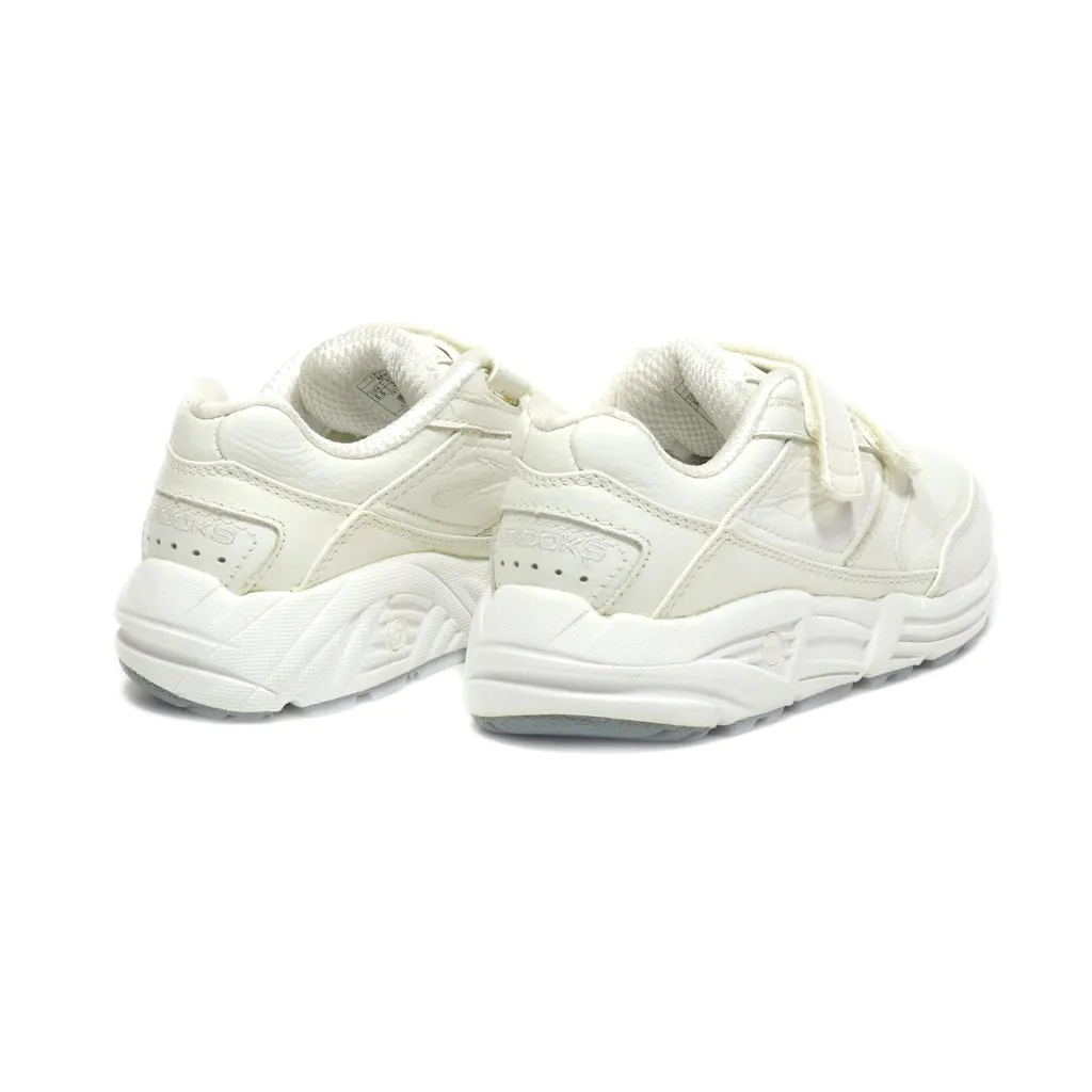 Brooks Addiction Sneakers Leather White Colour For Kids