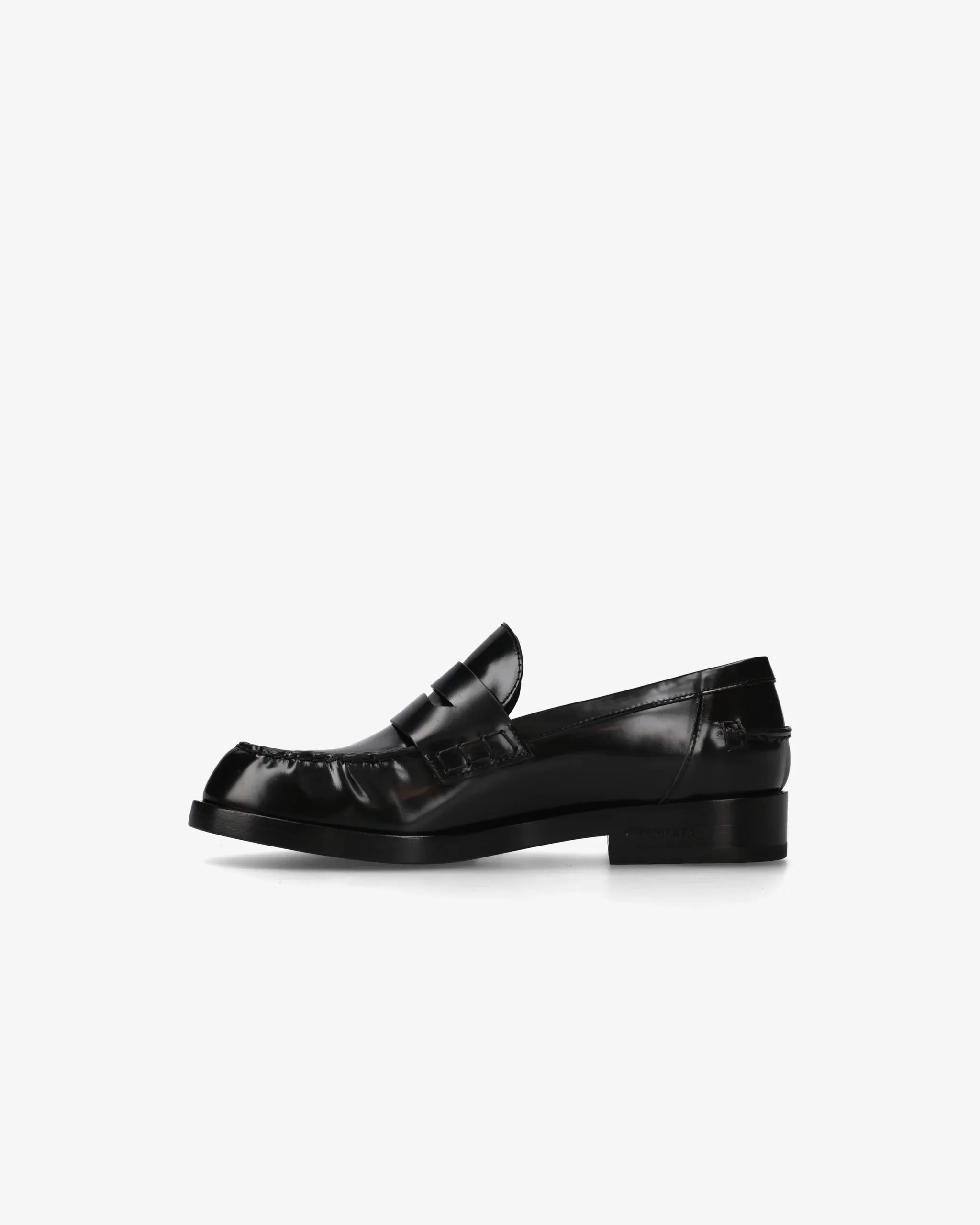 Siria loafers M6851A in polished black calf leather