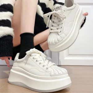 Sporty White Skate Shoes For Women Lace Up Sneakers